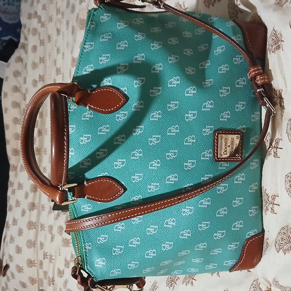 Turquoise and white monogram Dooney and Bourke crossbody handbag!!